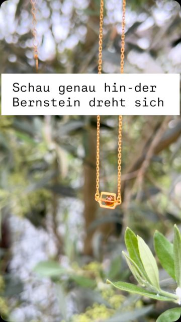 Bernsteinschmuck neu gedacht-modern, nicht altmodisch @kargul.to #bernsteinschmuck #goldschmuck #naturschmuck #amberjewelry