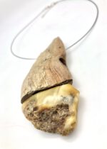 Bernsteinkette mit Treibholz