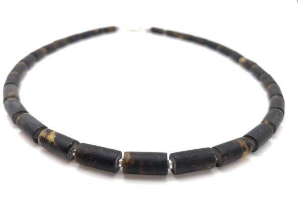 Schwarzer Bernstein Kette