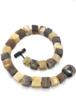 Bernsteinschmuck extravagant