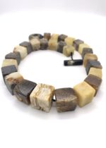 Bernsteinschmuck extravagant