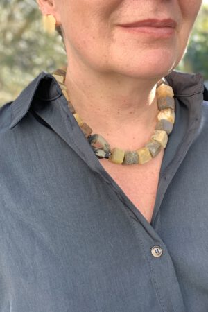 Bernsteinschmuck extravagant