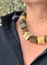 Bernsteinschmuck extravagant