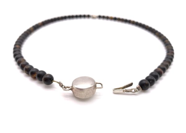 schwarzer Bernstein Kette