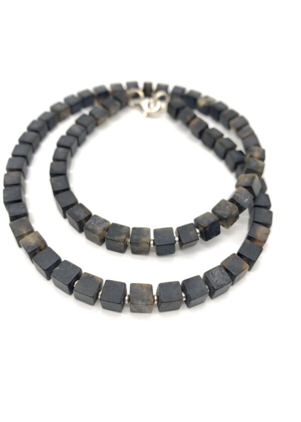 schwarzer Bernstein Kette