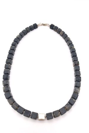 schwarzer Bernstein Kette