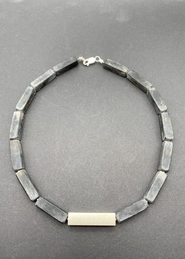 schwarzer Bernstein Kette