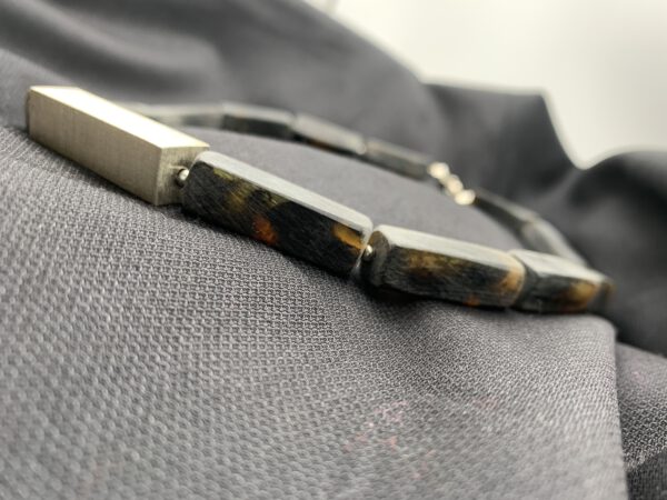 schwarzer Bernstein Kette